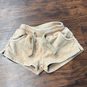 Little bipsy shorts